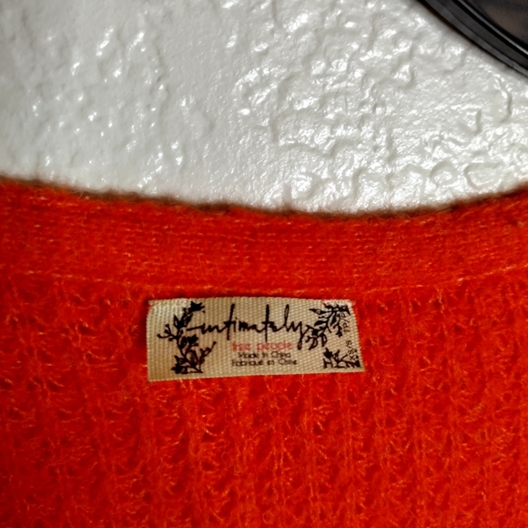 free people intimately oversized orange Deep V Neck sweater Sz S - Picture 4 of 5